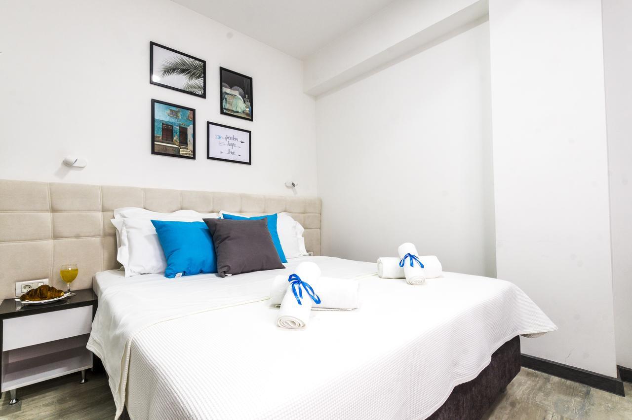 Astera Apart Hotel Szkopje Szoba fotó
