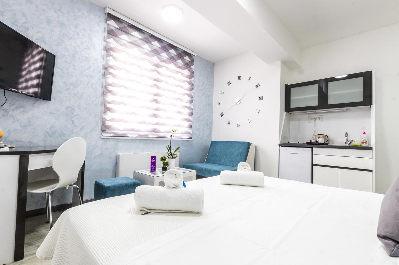 Astera Apart Hotel Szkopje Kültér fotó