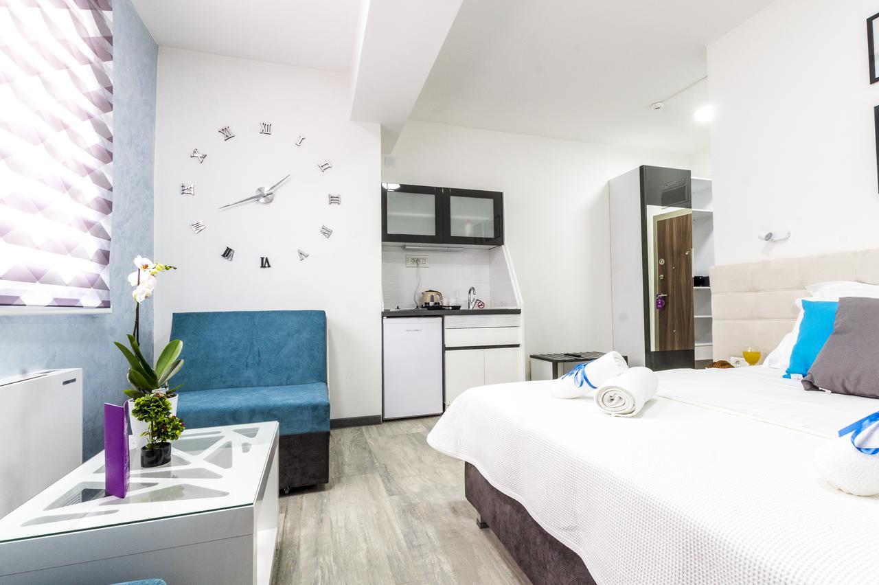 Astera Apart Hotel Szkopje Kültér fotó