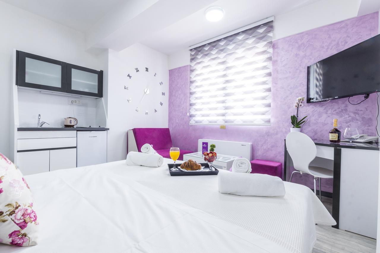 Astera Apart Hotel Szkopje Kültér fotó