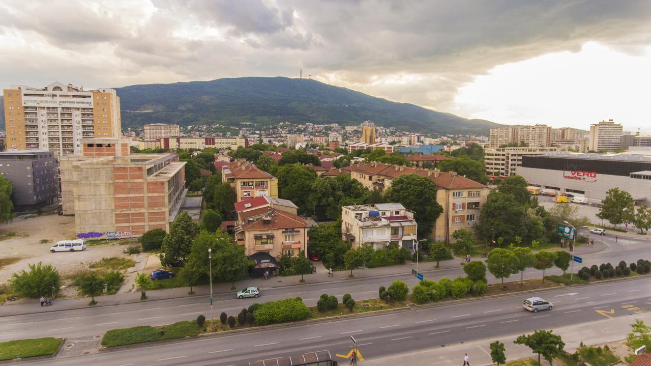 Astera Apart Hotel Szkopje Kültér fotó